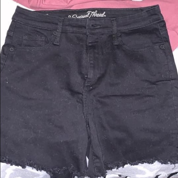 Universal Thread Pants - Universal Thread black jean shorts